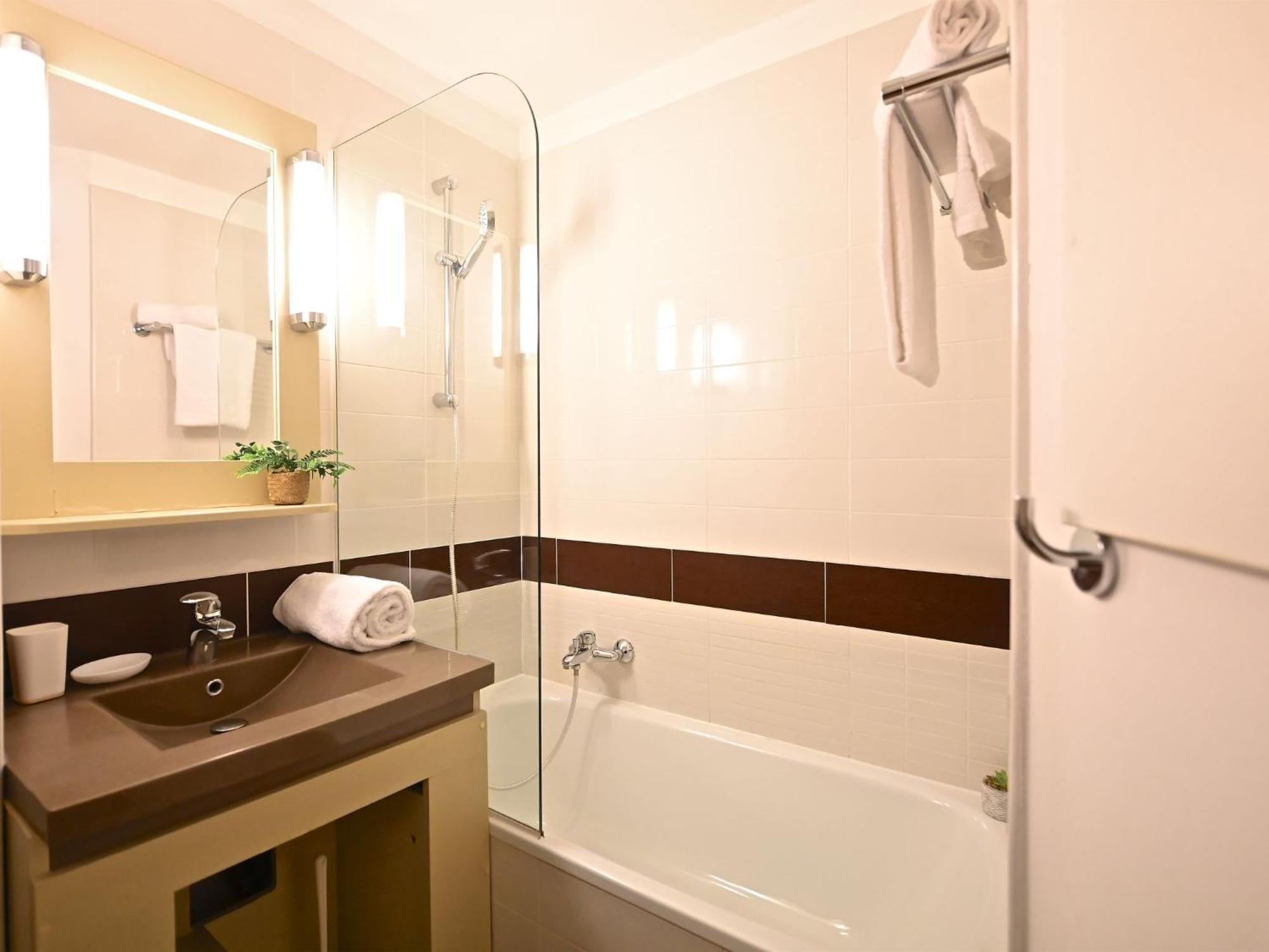 Apartment Village Cap Esterel - L'Esquinade-20 By Interhome Saint-Raphaël エクステリア 写真